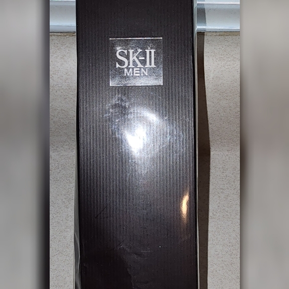 SK-II Facial Treatment Essence, 7.67 Ounce NEW! - Picture 2 of 11